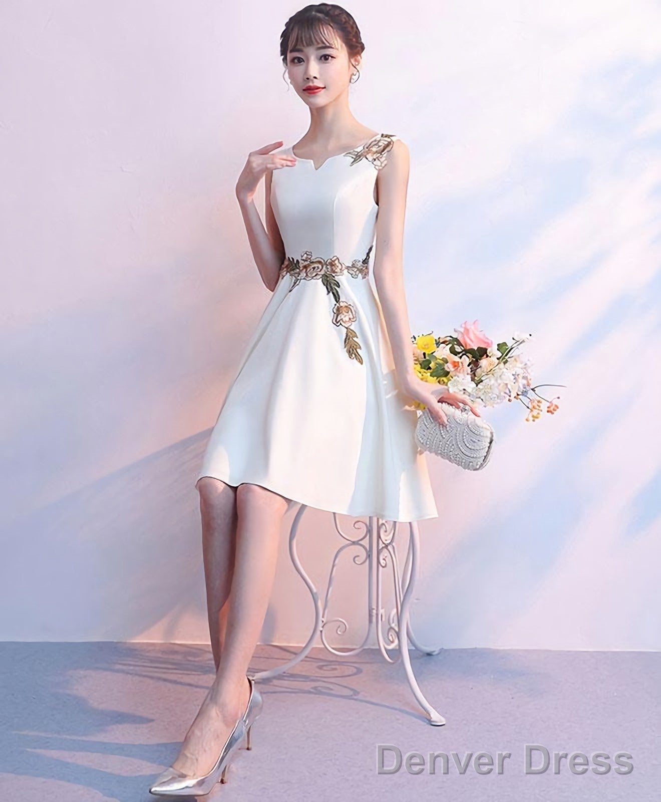 Simple White Satin Applique Short Prom Dress Cute Homecoming Dresses
