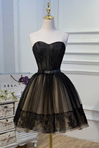 A Line Black Lace Sweetheart Homecoming Dresses