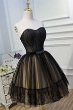 A Line Black Lace Sweetheart Homecoming Dresses