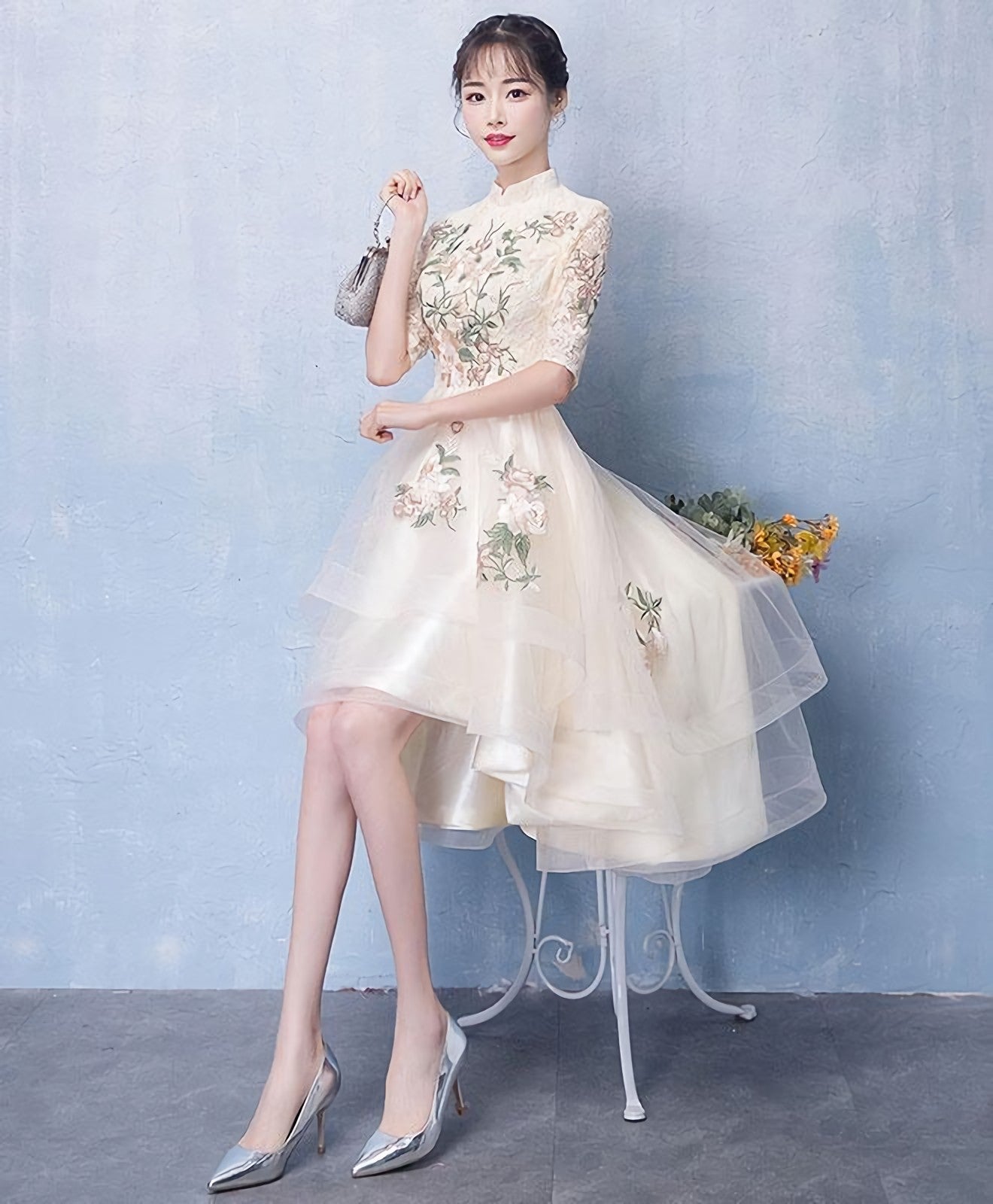 Unique Champagne Tulle Lace Applique Prom Dress