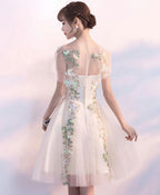 Champagne Tulle Lace Applique Short Prom Dress Homecoming Dresses