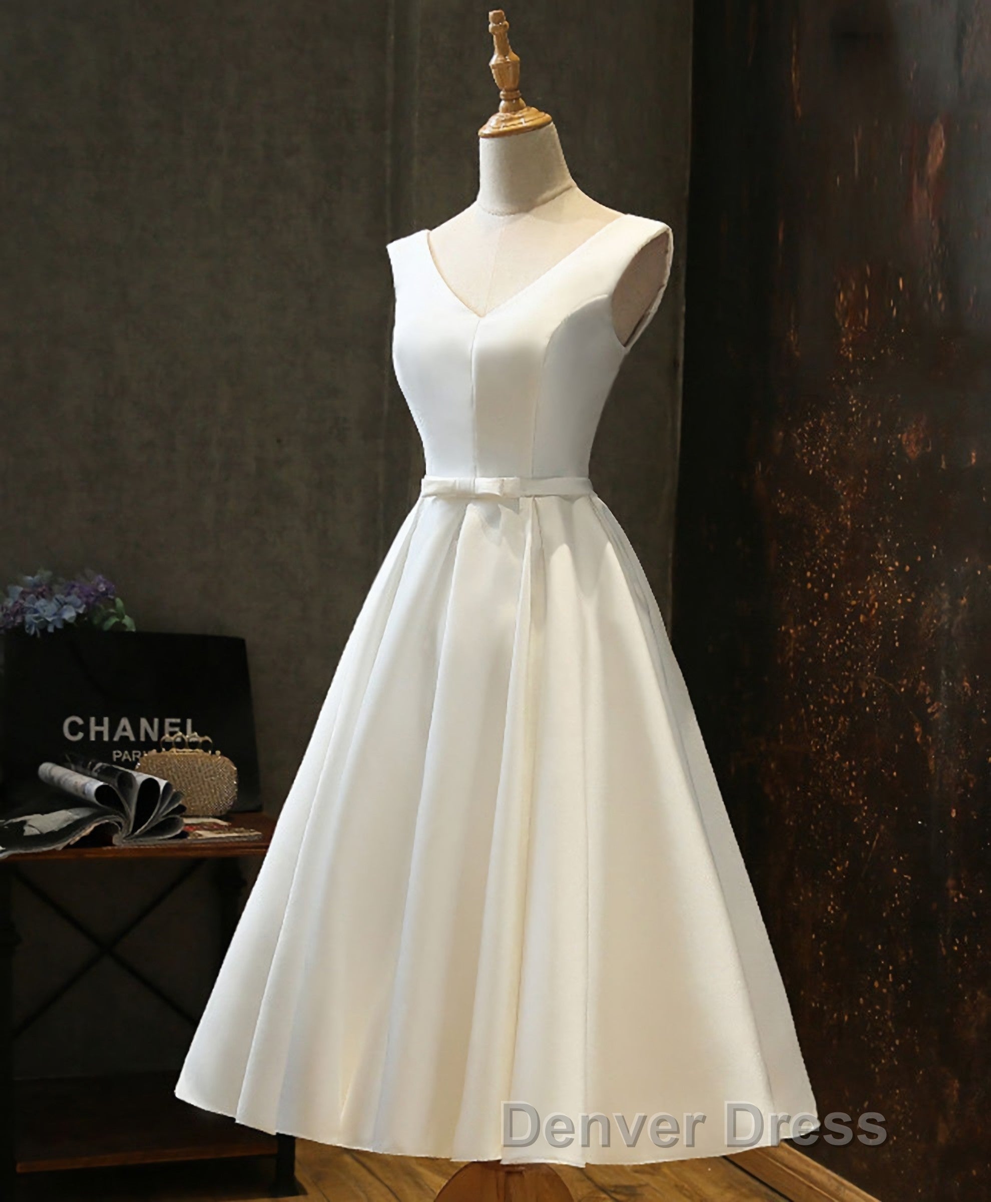 Simple V Neck White Short Prom Dresses, White Homecoming Dresses