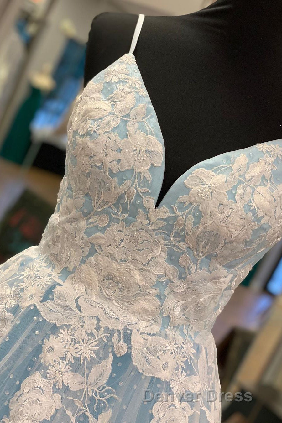 Elegant V Neck Lace-Up Back Pink Long Prom Dresses with Appliques