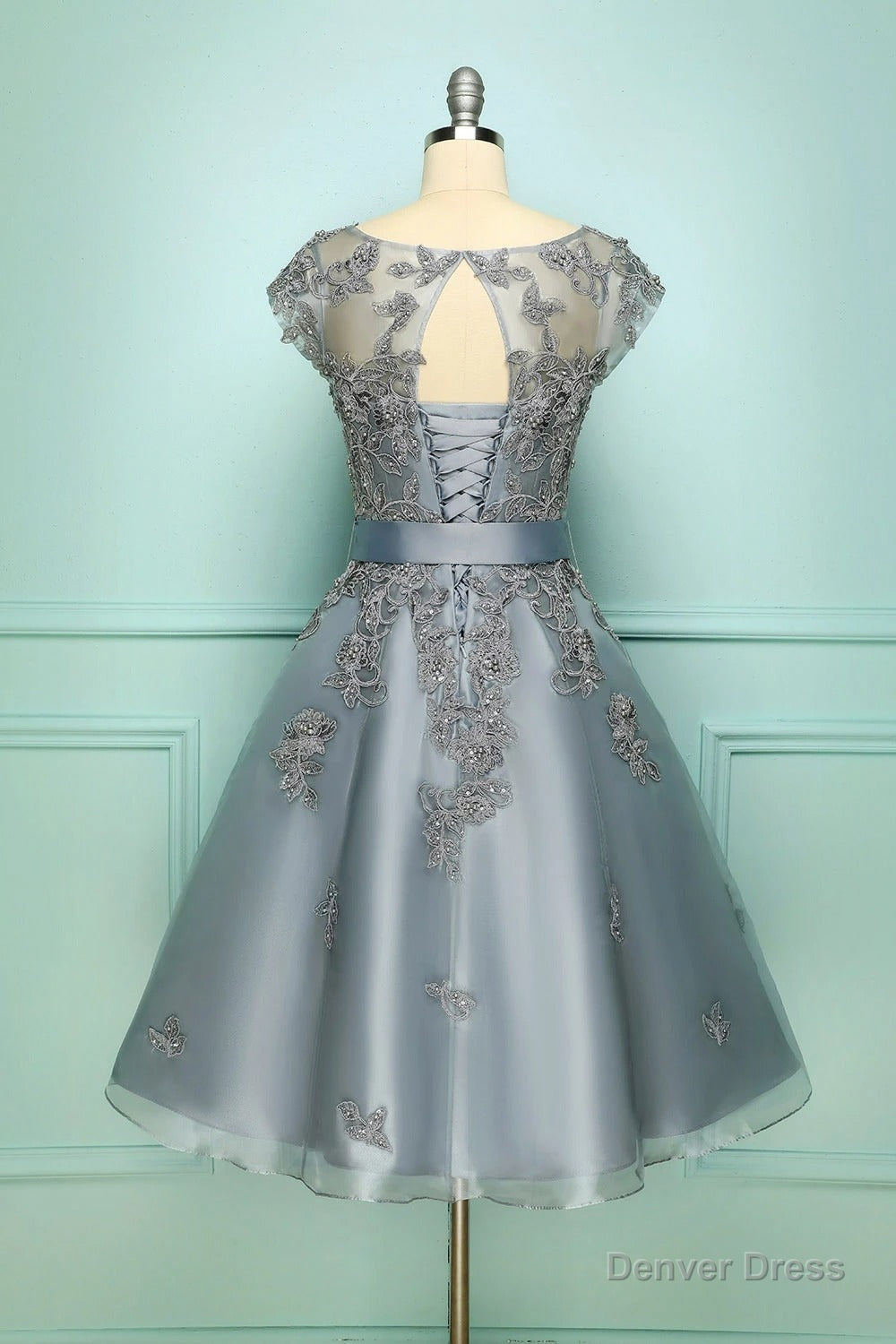 Elegant Cap Sleeves Short Grey Bridesmaid Dresses with Ribbon