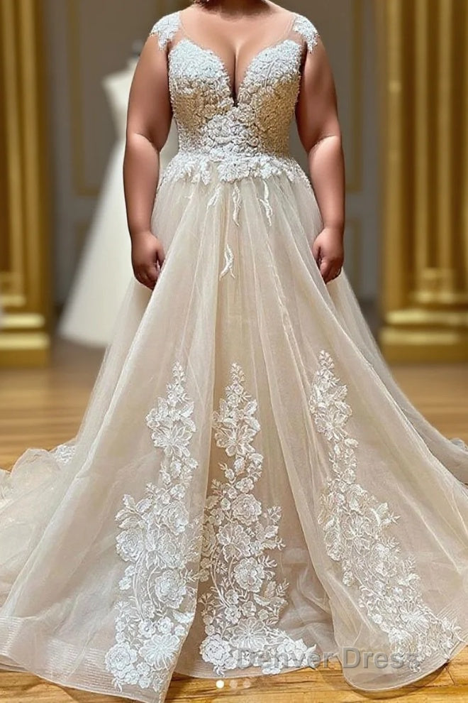 Champagne Sleeveless Round Neck Tulle Lace Long Prom Dresses