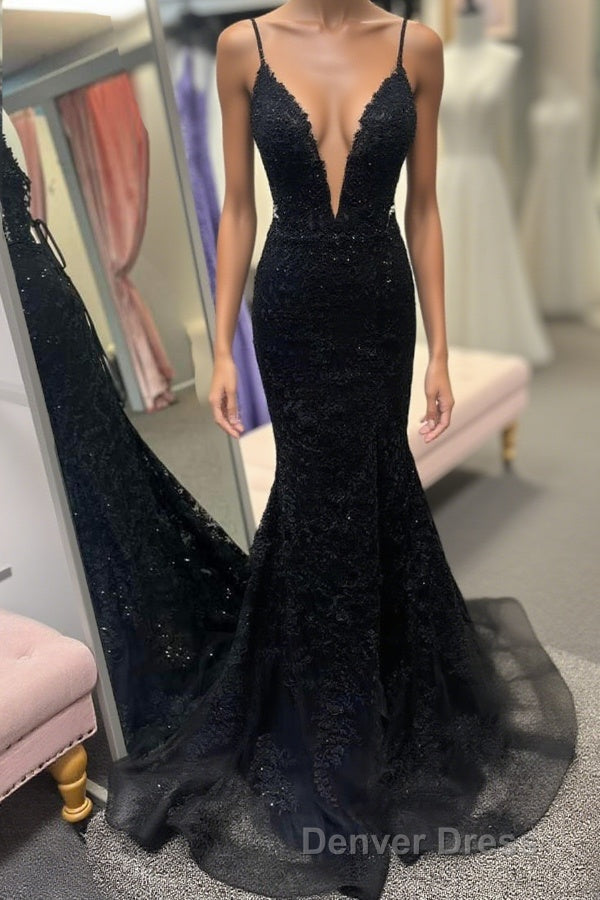 Lace-Up Black Plunging Neck Mermaid Prom Dresses with Appliques Main image