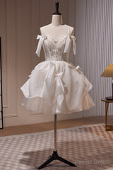 Ivory Spaghetti Straps Beading Lace Short Homecoming Dresses