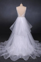 Charming V Neck Lace Wedding Dresses Elegant Backless Wedding Gown