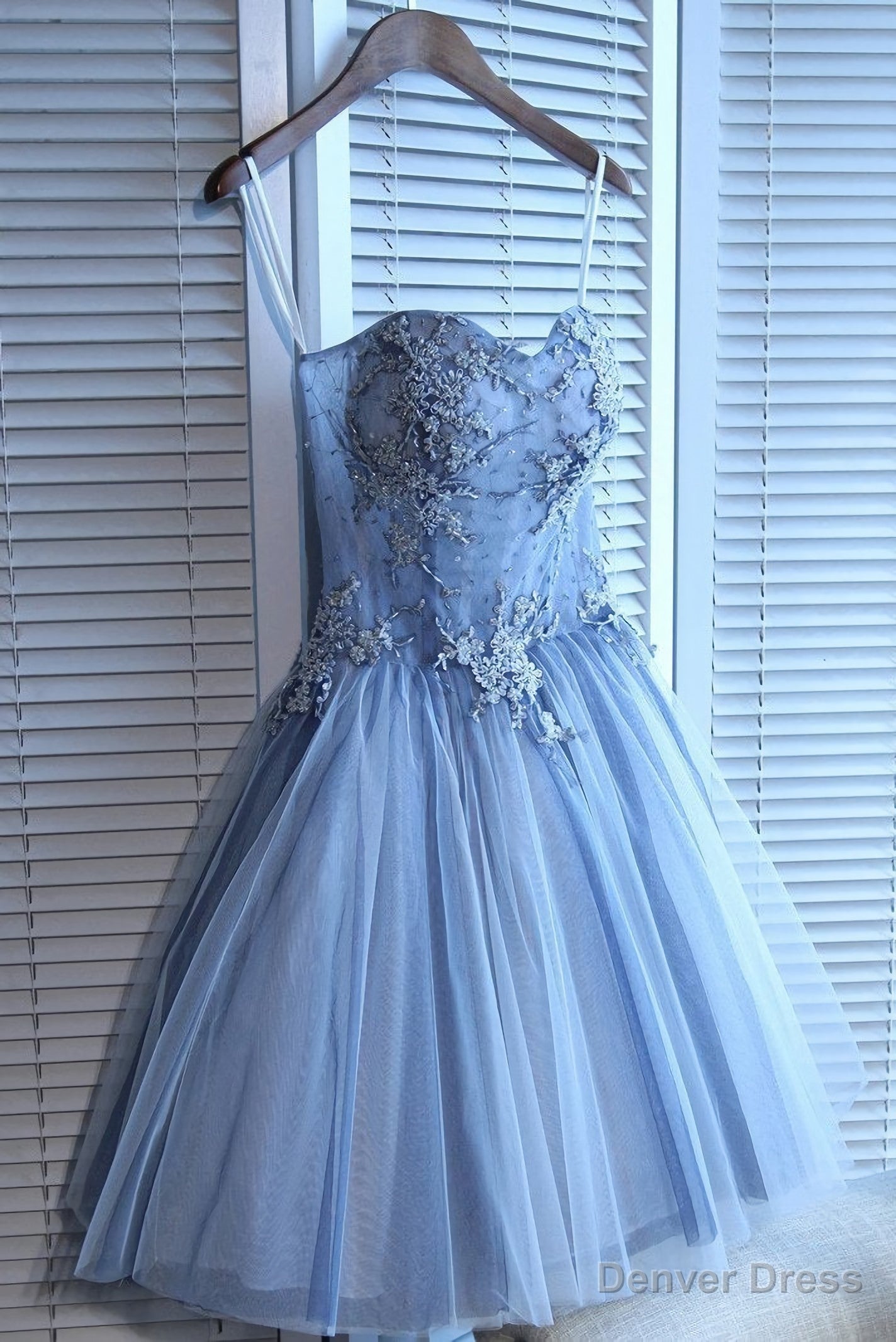Sweetheart Strapless Homecoming Dresses, Beads Blue Lace Up Tulle Short Prom Dresses Main image