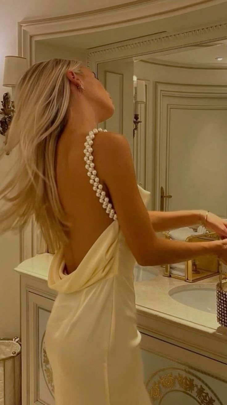 A Line Backless Prom Dress Silk Satin Long Prom Dresses Main image