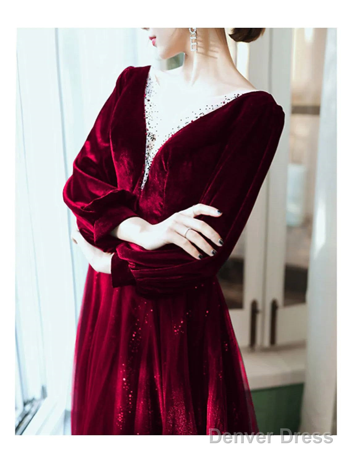 A Line Bridesmaid Dresses Jewel Neck Long Sleeve Elegant Floor Length Tulle Velvet With Sequin Bandage