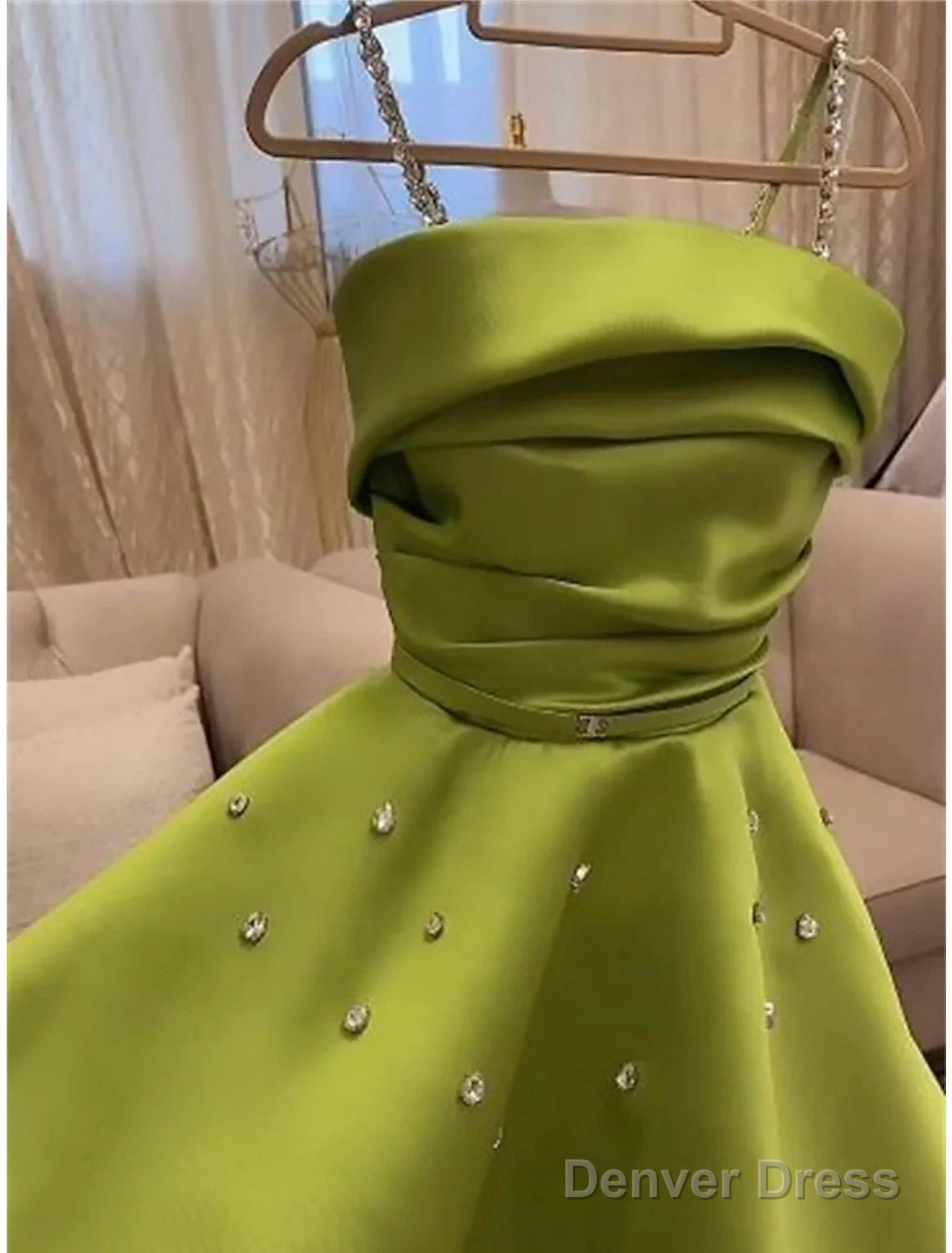 A Line Prom Gowns Elegant Dress Prom Floor Length Christmas Red Green Dresses Sleeveless Spaghetti Strap Satin With Pleats Ruched Crystals