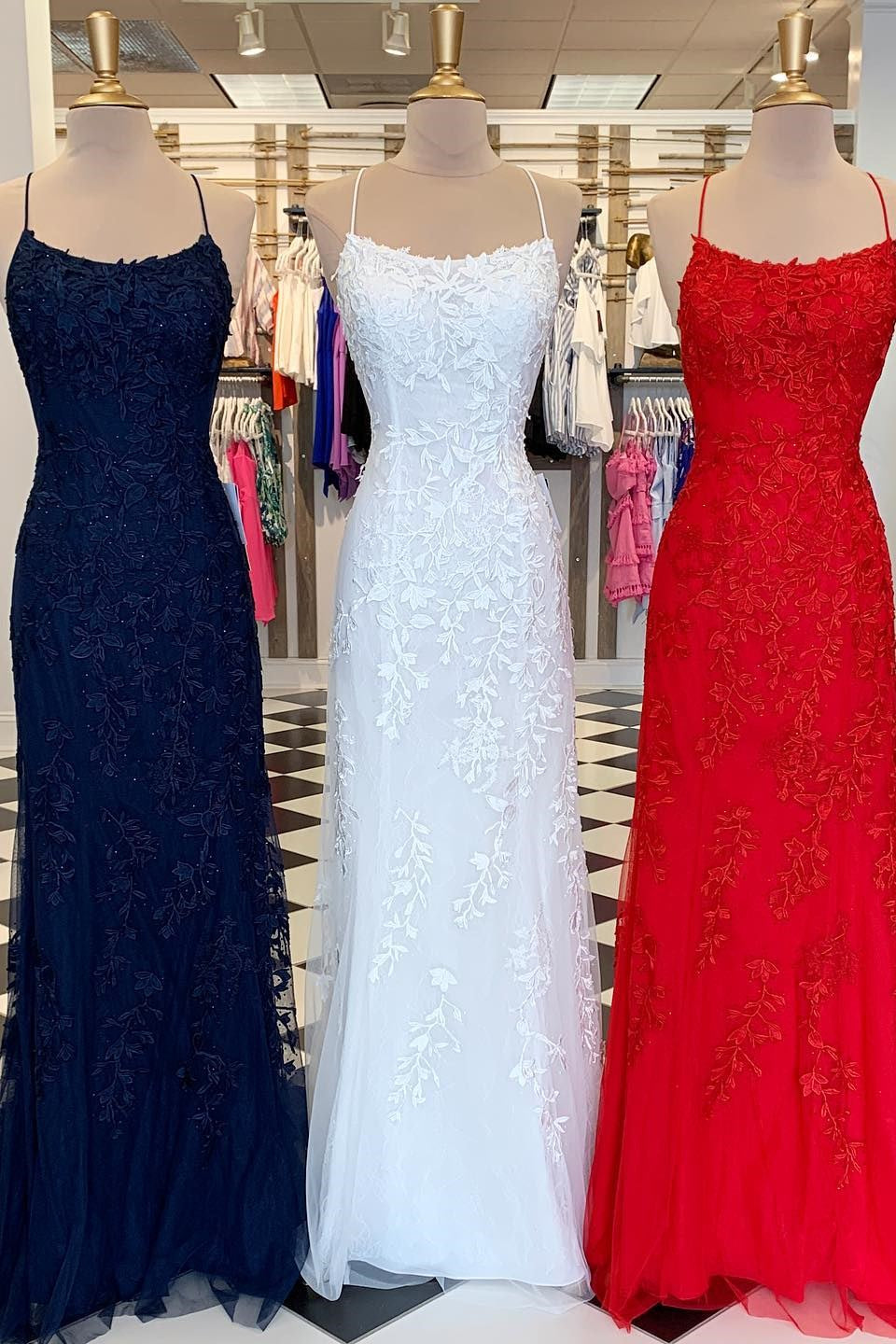 Red Floral Appliques Tulle Mermaid Long Prom Dresses Secondary image