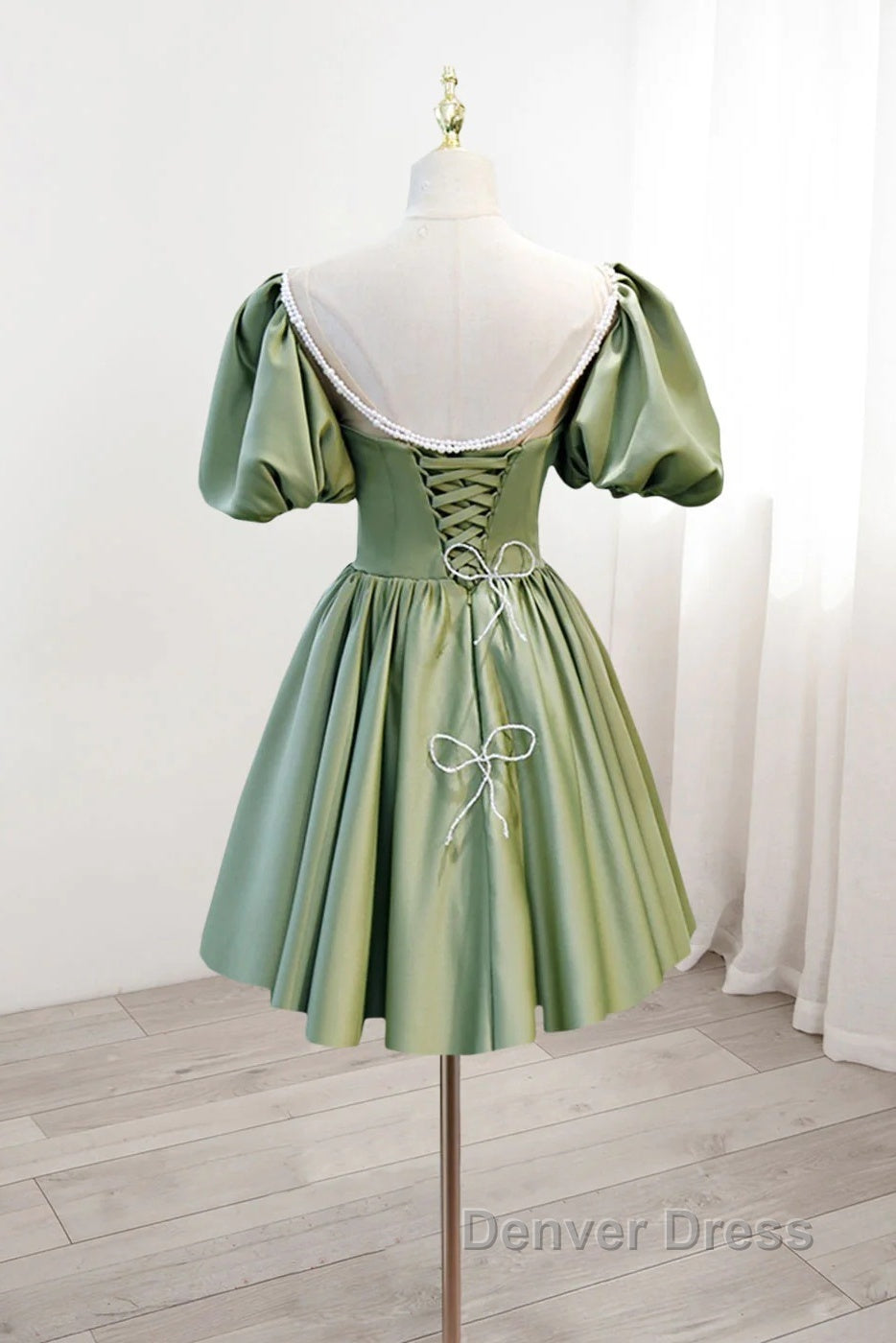 A Line Green Puffy Sleeve Satin Short Prom Dress Homecoming Dresses