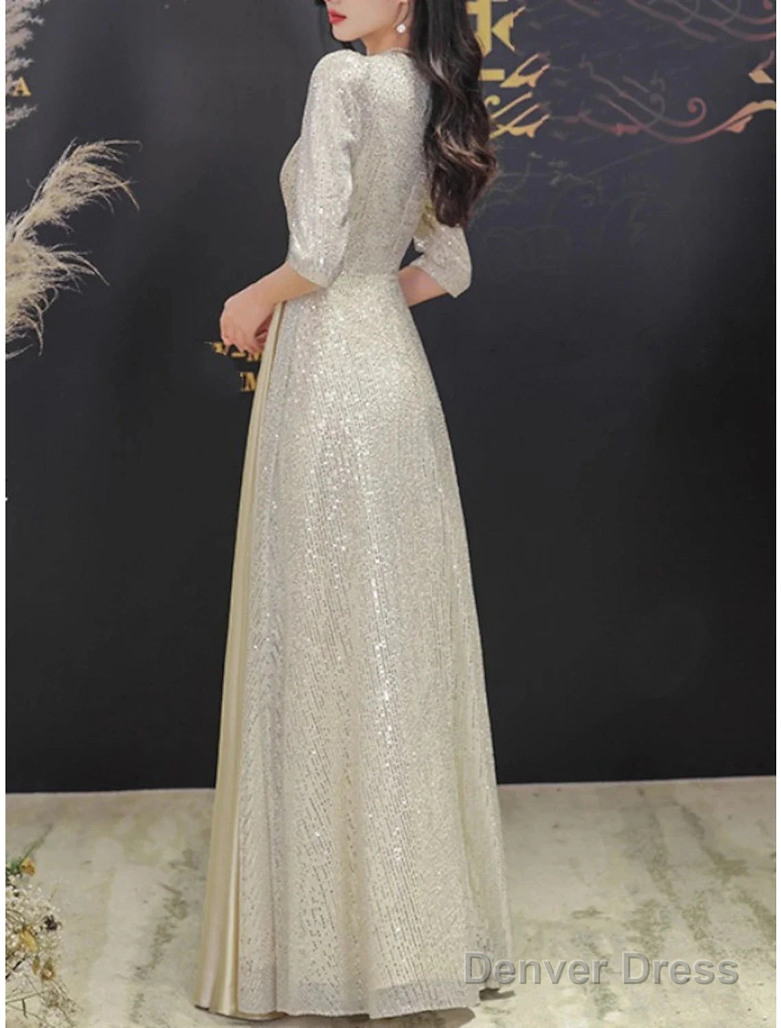 A-Line Mother Of The Bride Dress Wedding Guest Elegant Sparkle & Shine Petite V Neck Sweep / Brush Train Sequined Half Sleeve With Pleats Crystal Brooch Secondary image