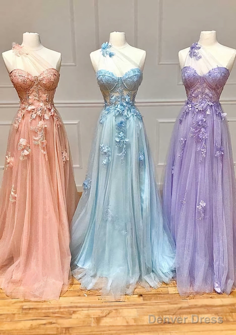A-line One-Shoulder Sleeveless Long/Floor-Length Tulle Prom Dresses with Appliqued Split Main image