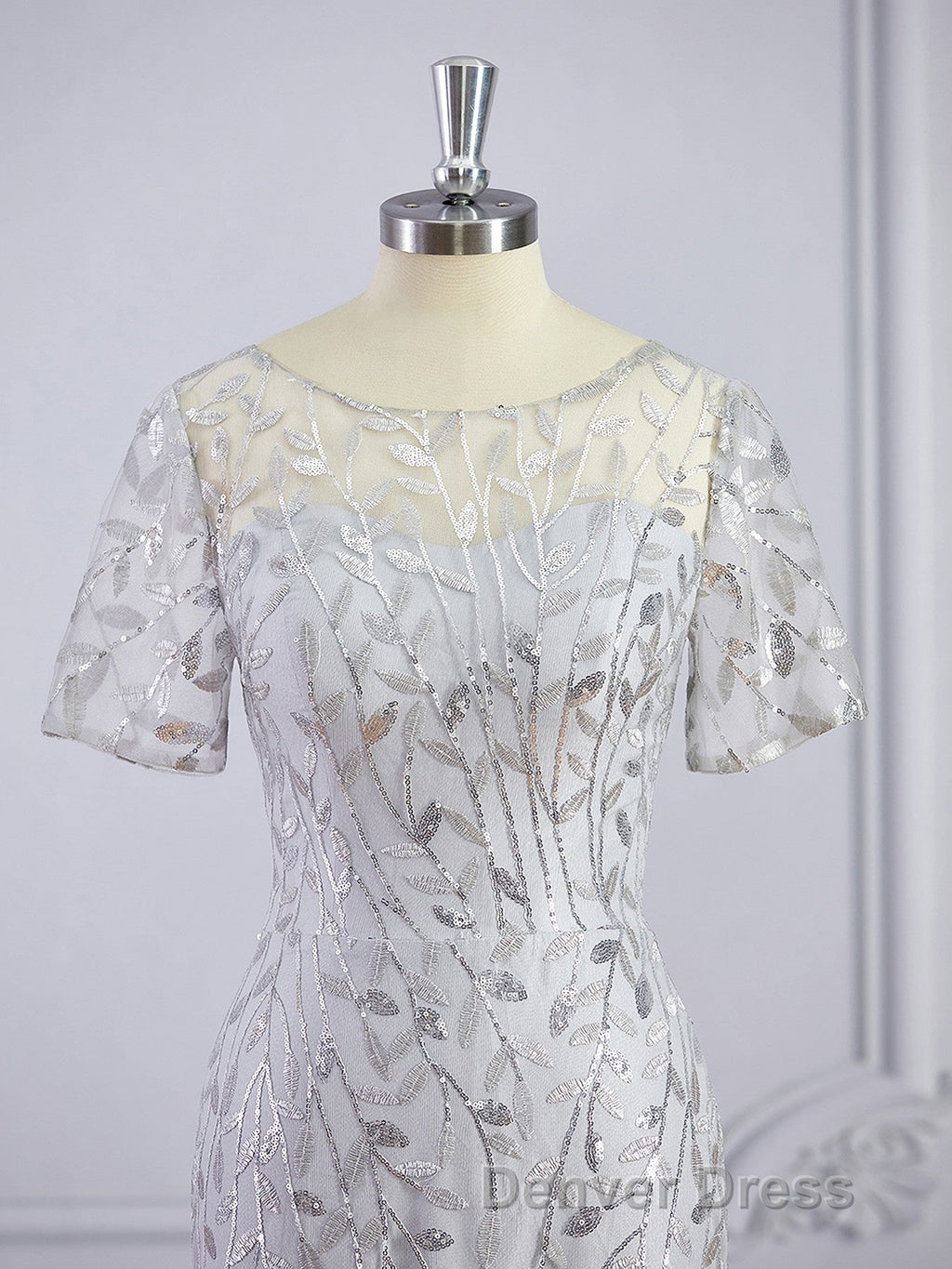 A Line Bateau Floor Length Tulle Mother of the Bride Dresses With Ruffles