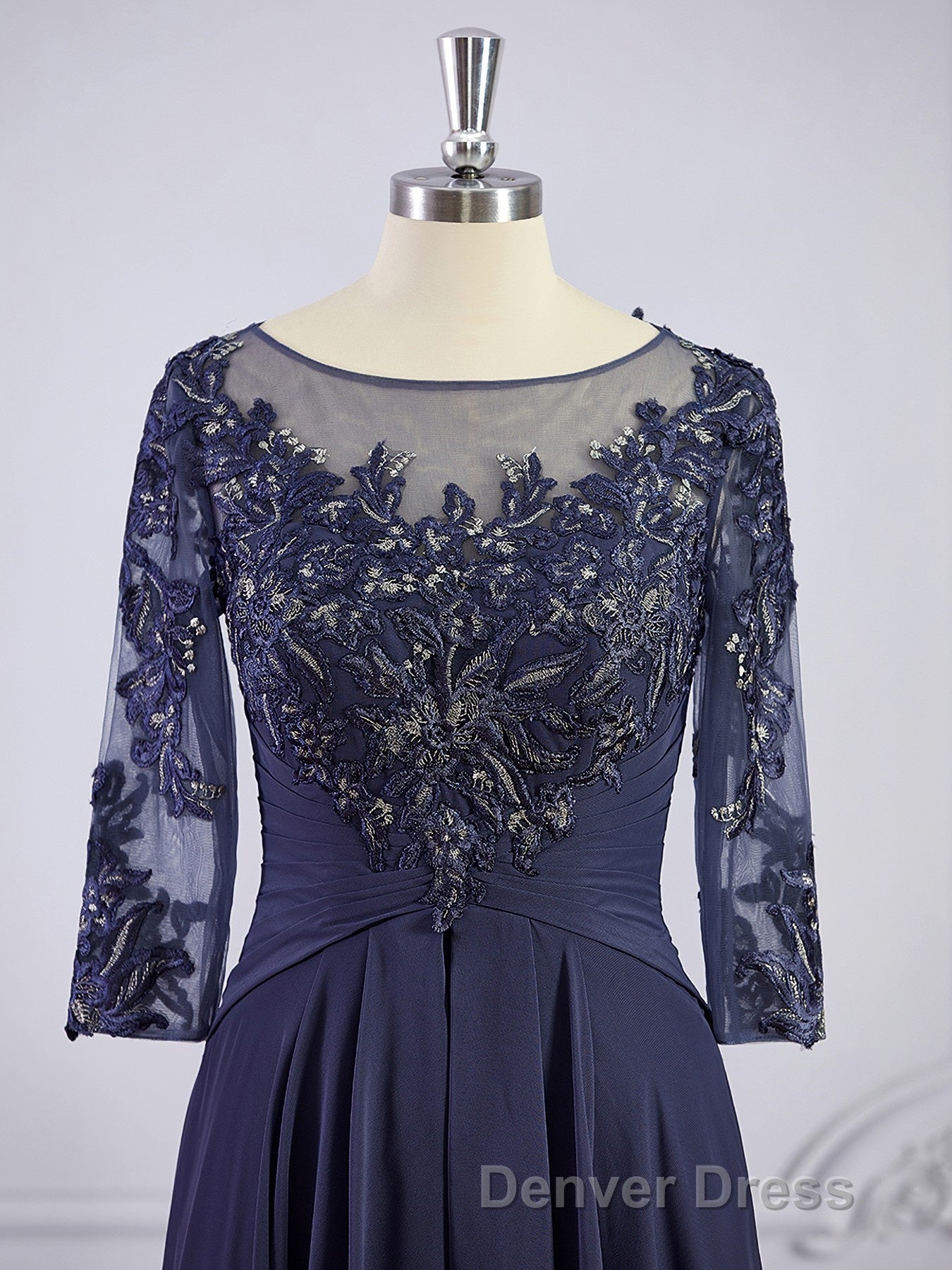 A Line Bateau Floor Length Chiffon Mother of the Bride Dresses With Appliques Lace Secondary image