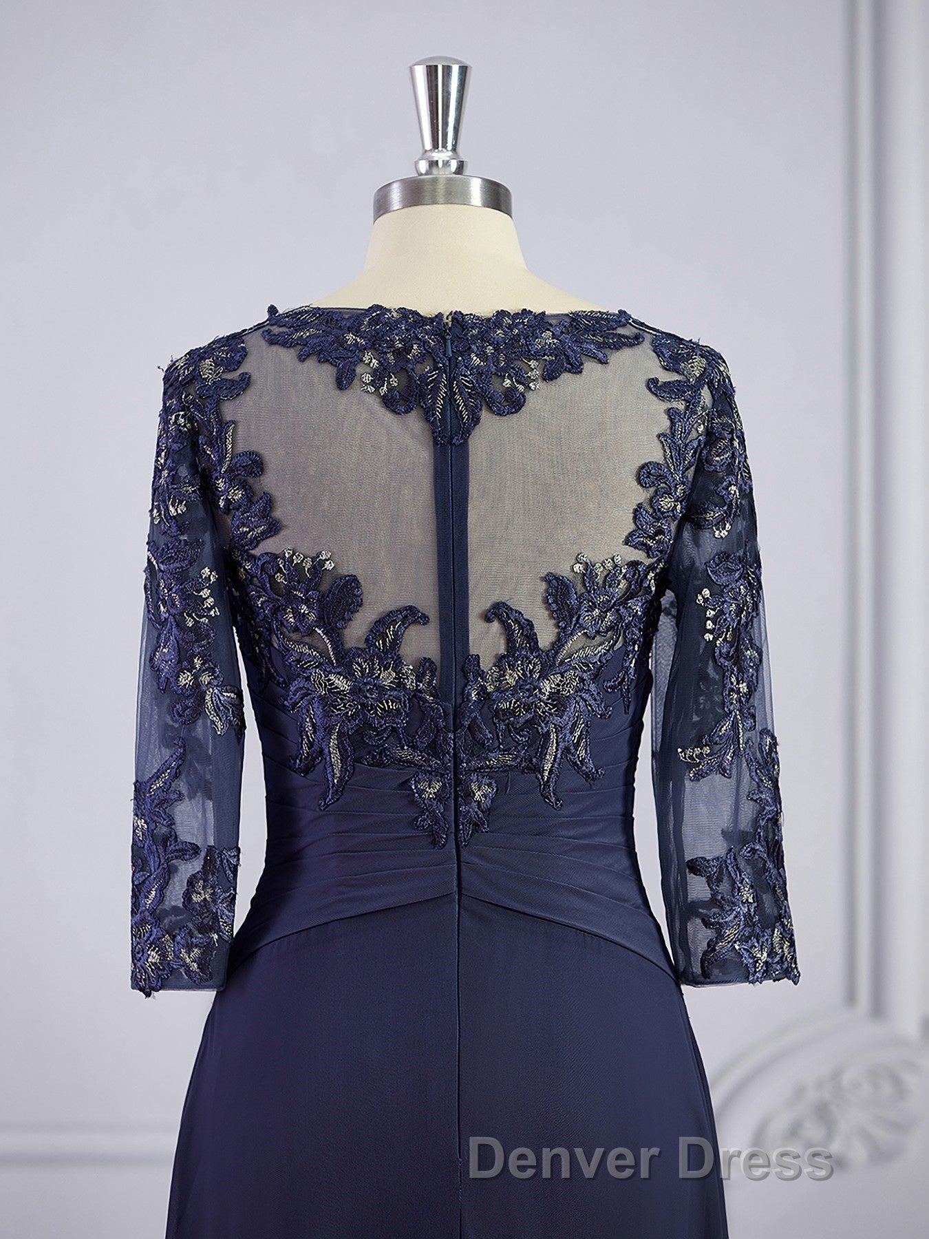 A Line Bateau Floor Length Chiffon Mother of the Bride Dresses With Appliques Lace