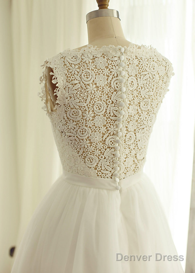 A Line Lace Sleeveless Short Wedding Dresses With Beading
