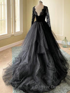 A-line/Princess Square Court Train Tulle Wedding Dresses with Appliques Lace