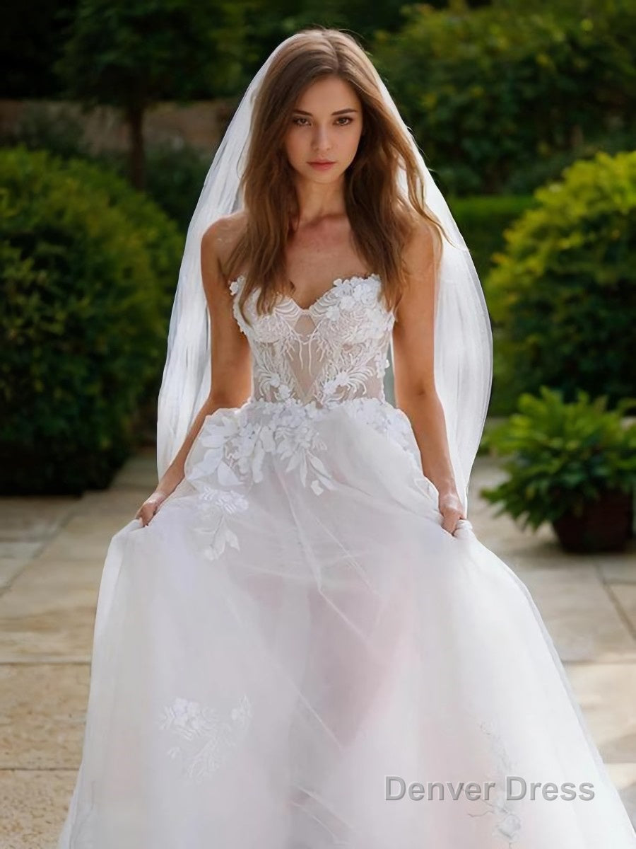 A Line Sweetheart Sweep Train Tulle Wedding Dresses With Appliques Lace