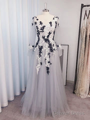 A-Line Princess Tulle Applique V-Neck Long Sleeves Floor-Length Prom Dresses