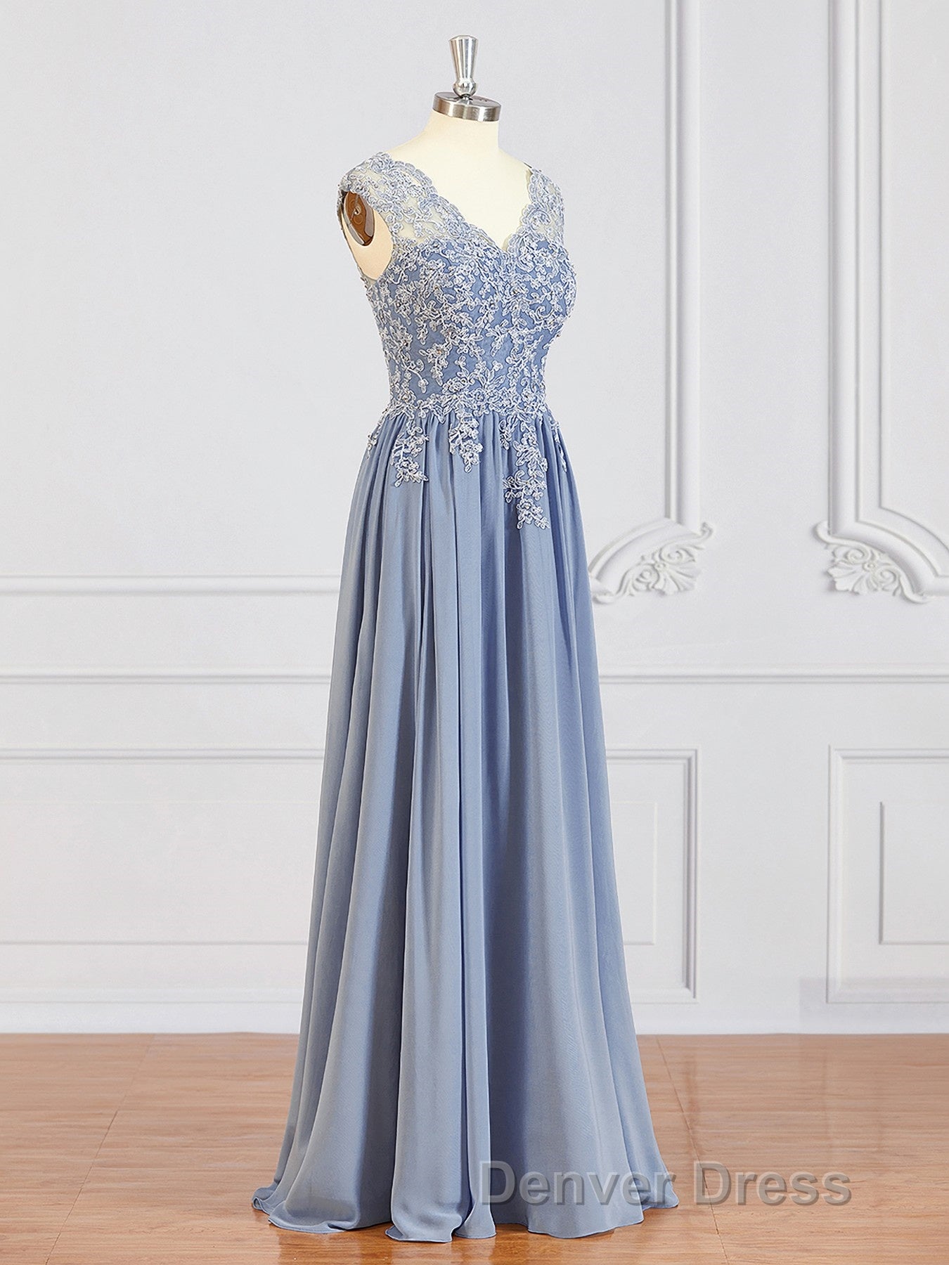 A-Line/Princess V-neck Floor-Length Chiffon Mother of the Bride Dresses With Appliques Lace