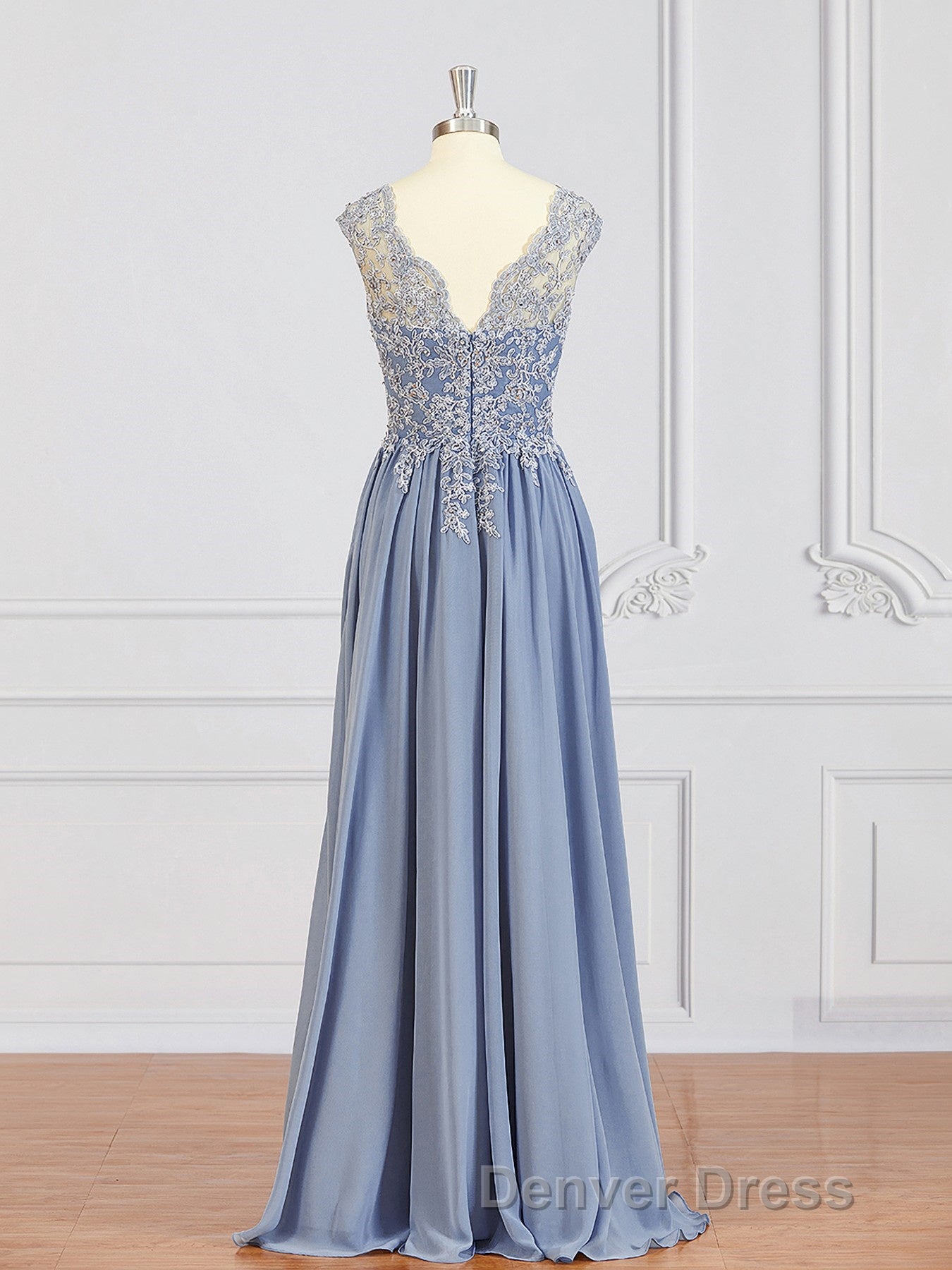 A-Line/Princess V-neck Floor-Length Chiffon Mother of the Bride Dresses With Appliques Lace