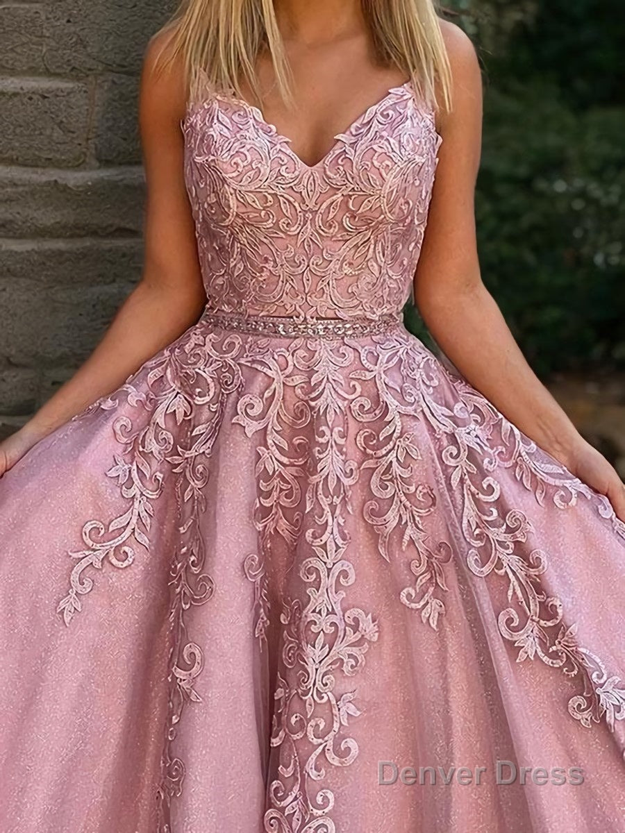 A Line V Neck Floor Length Tulle Prom Dresses With Appliques Lace