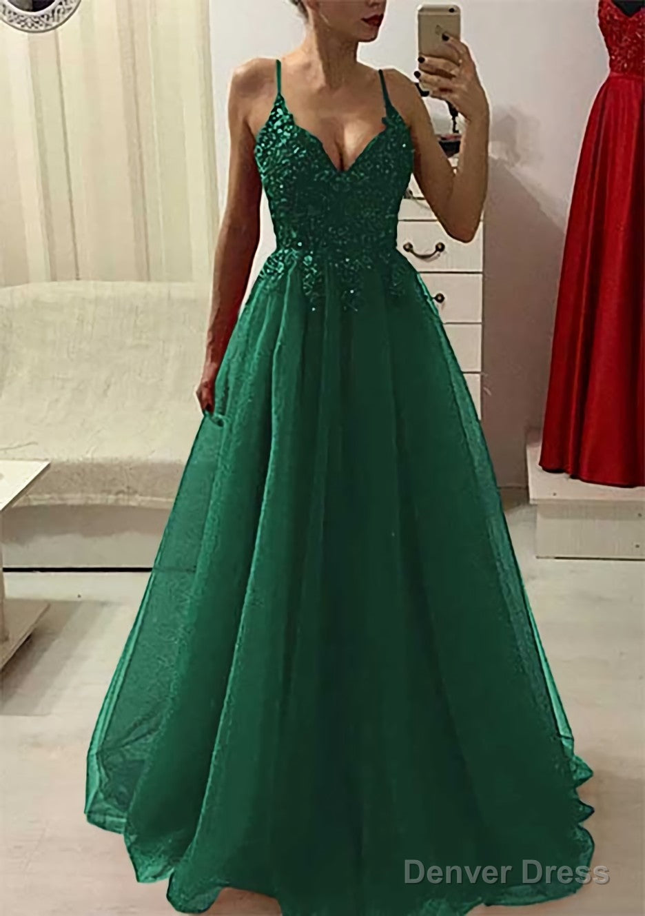 A-line/Princess V Neck Sleeveless Long/Floor-Length Prom Dresses With Appliqued Beading