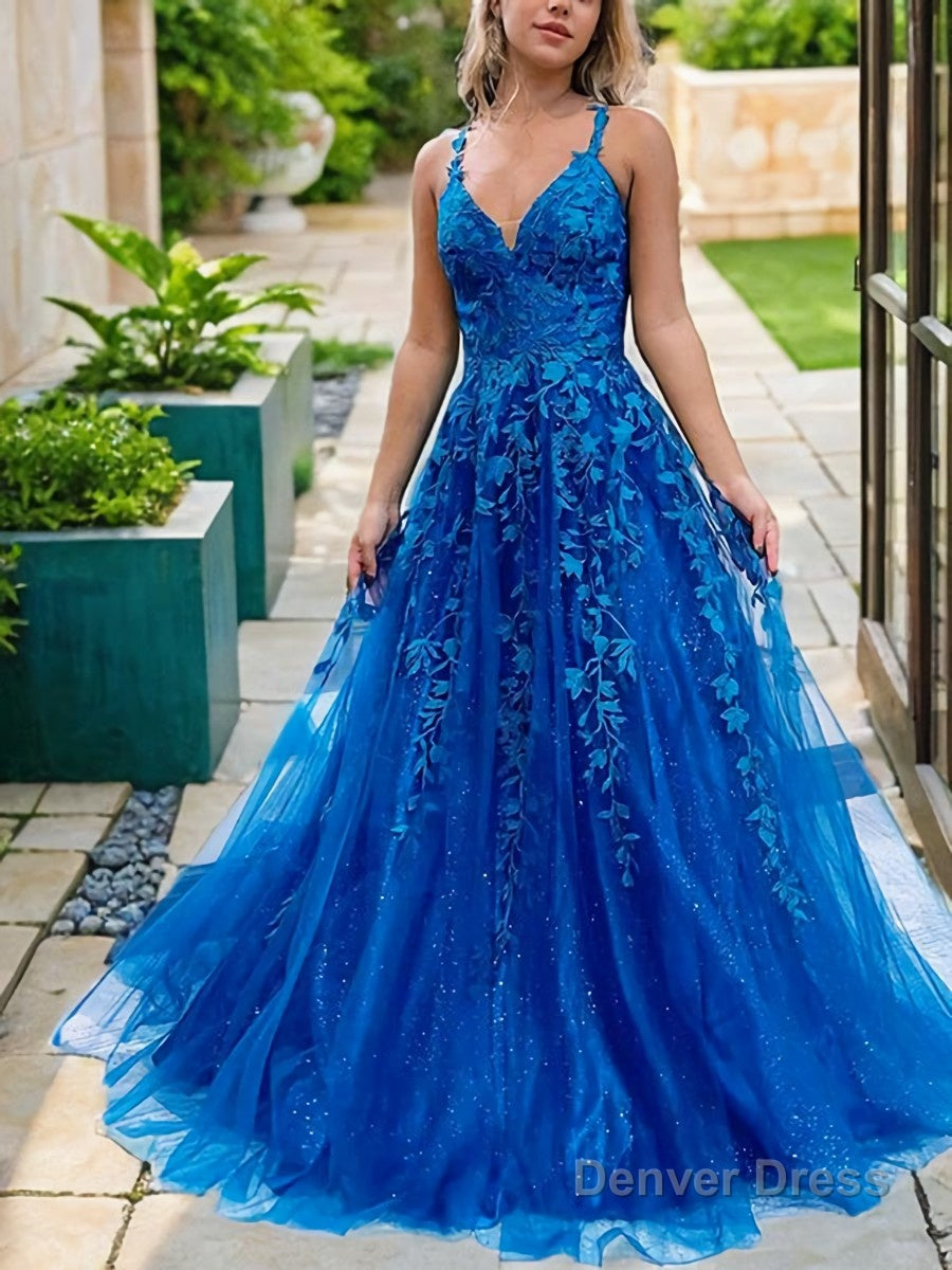 A Line V Neck Sweep Train Tulle Prom Dresses With Appliques Lace