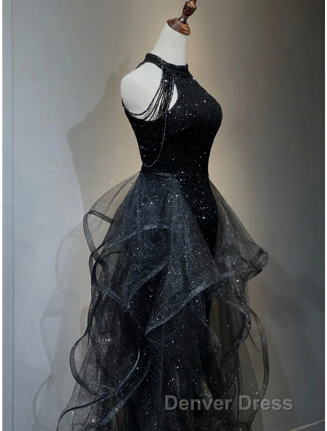 A Line Prom Dress Sparkle & Shine Dresses Wedding Prom Sweep Brush Train Sleeveless Sequined with Crystals Sequin Ruffles