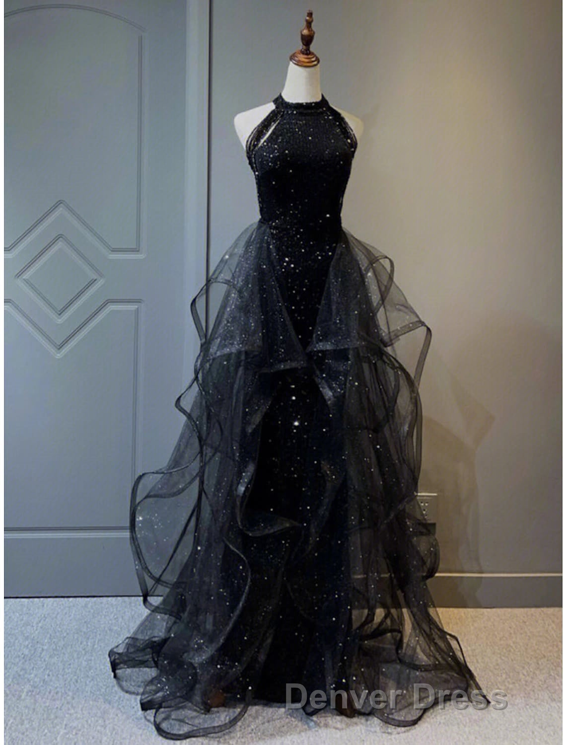 A Line Prom Dress Sparkle & Shine Dresses Wedding Prom Sweep Brush Train Sleeveless Sequined with Crystals Sequin Ruffles