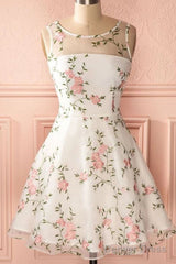 A Line Round Neck Short Lace Floral Prom Dresses, Short Lace Floral Formal Homecoming Dresses