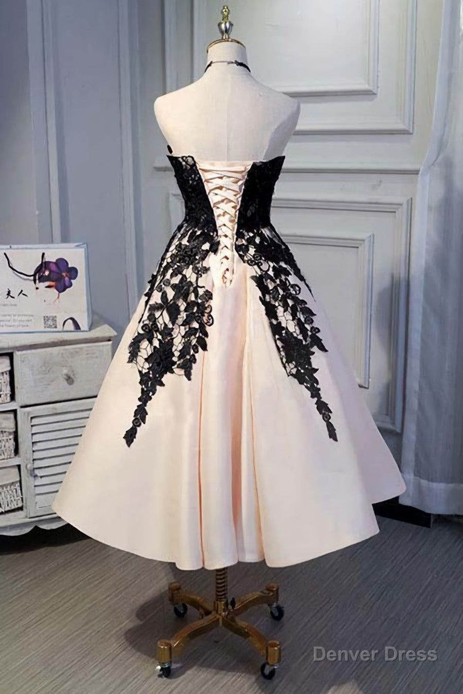 A-line Satin Short Prom Dresses,Homecoming Dress with Black Lace