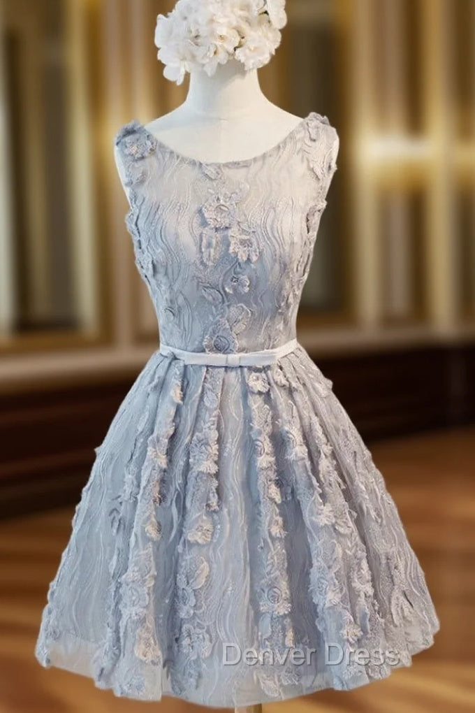 A-Line Scoop Sleeveless Short Silver Lace Homecoming Dresses with Appliques Main image
