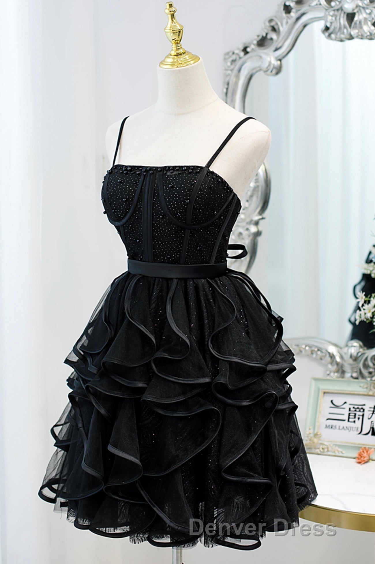 A-Line Spaghetti Strap Tulle Short Homecoming Dresses