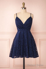 A-Line Spaghetti Straps Short Lace Homecoming Dress
