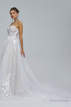 A Line Spaghetti Straps Tulle Decal Long Wedding Dresses