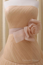 A-Line Stomacher Tiered  Wedding Dresses Court Train With Appliques