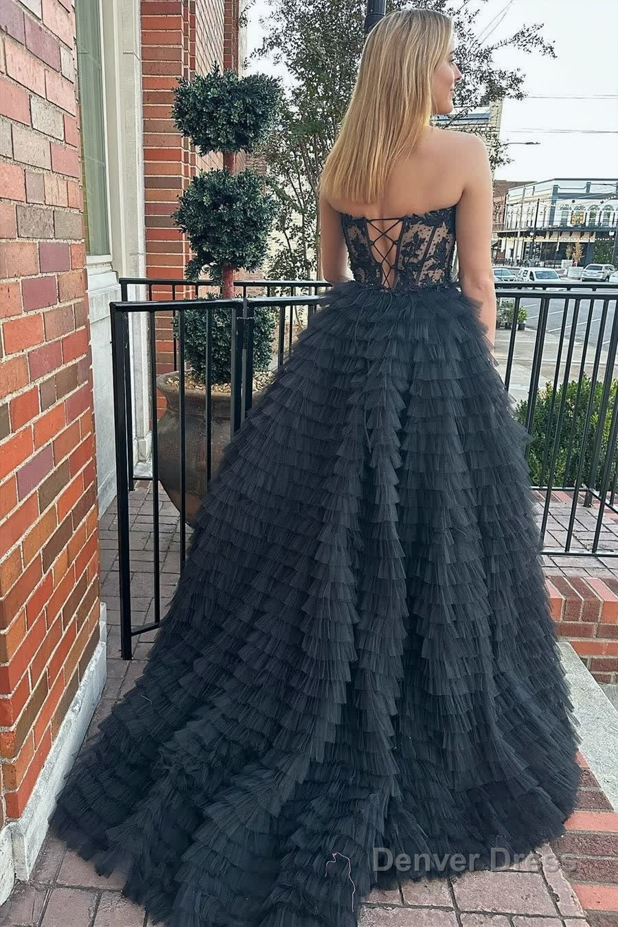 A Line Strapless Multi Layers Tulle Prom Dresses with Slit