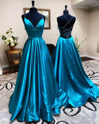 A Line Stretch Satin Emerald Green Prom Dress Spaghetti Straps V Neck Dresses