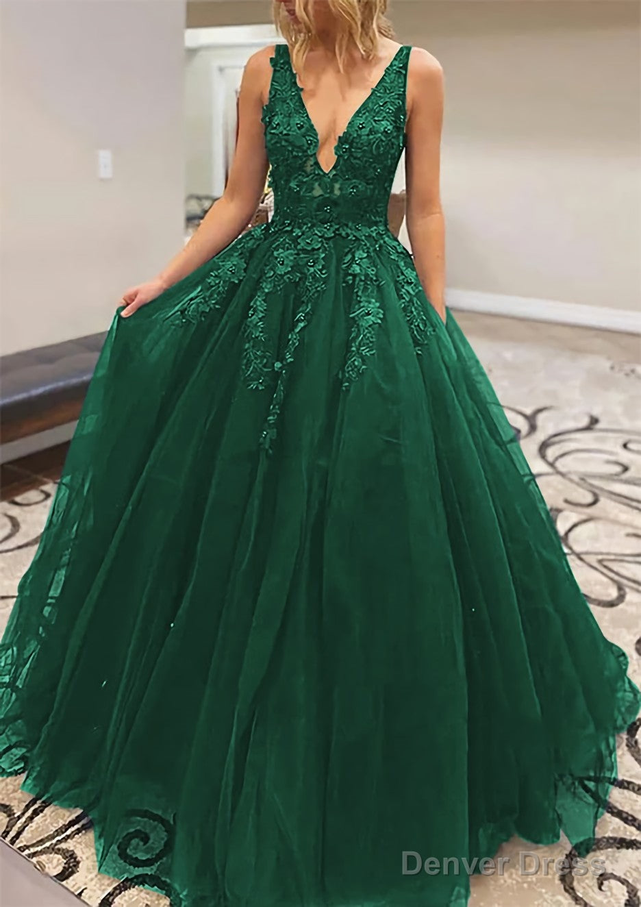 A Line V Neck Long Floor Length Lace Tulle Prom Dresses With Appliqued
