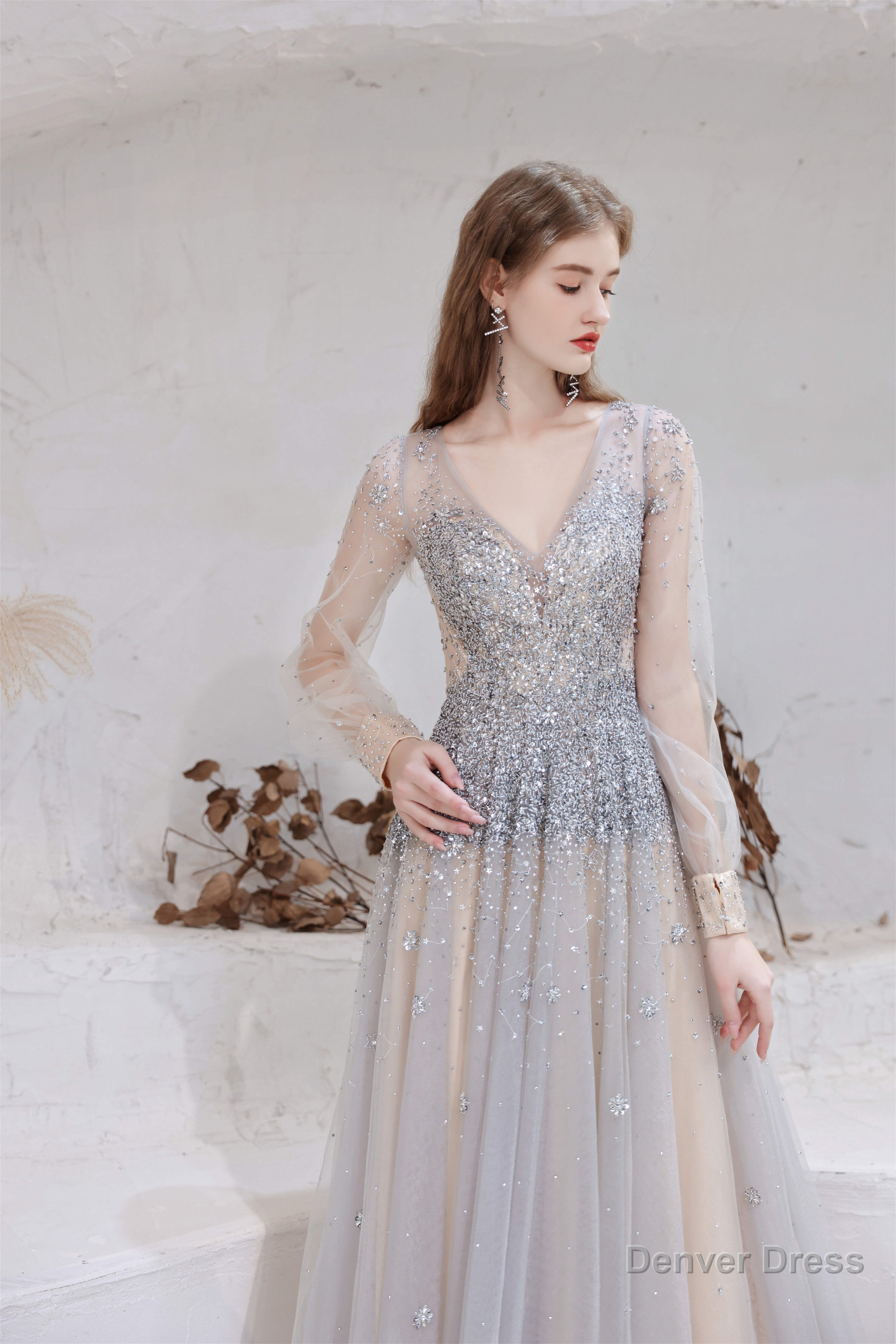 A Line V Neck Long Sleeve Beading Tulle Court Train Prom Dresses Secondary image