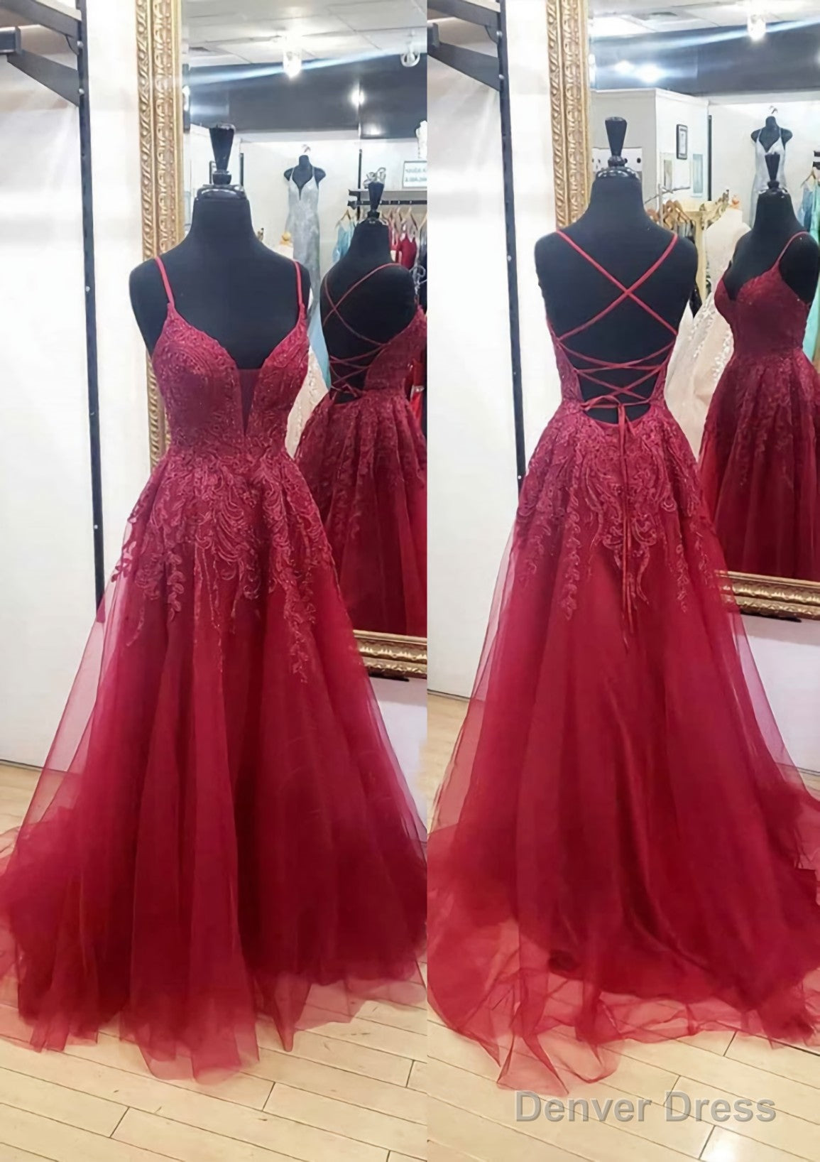 A Line V Neck Sleeveless Chapel Train Tulle Prom Dresses With Appliqued Lace