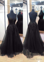 A Line V Neck Sleeveless Chapel Train Tulle Prom Dresses With Appliqued Lace