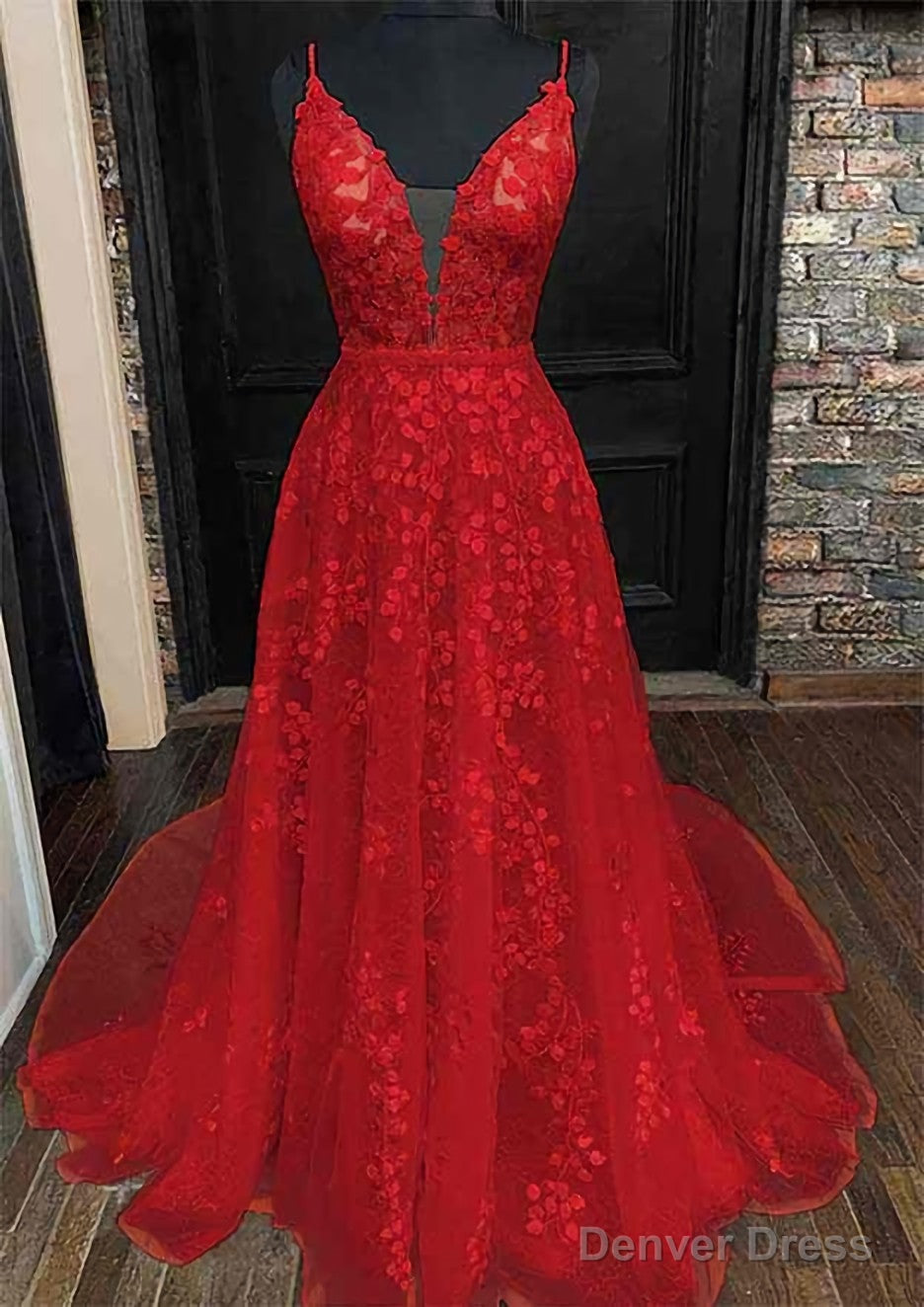 A Line V Neck Sleeveless Lace Court Train Prom Dresses With Pleated