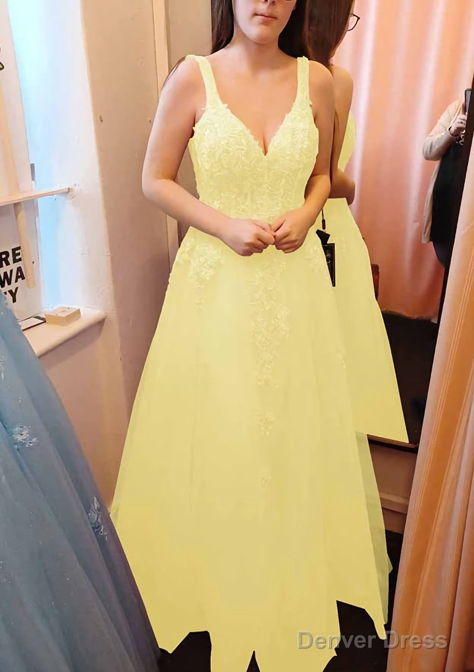 A Line V Neck Sleeveless Long Floor Length Tulle Prom Dresses With Appliqued Lace
