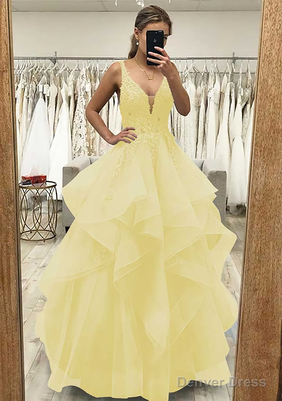 A-line V Neck Sleeveless Long/Floor-Length Tulle Satin Prom Dresses With Lace Appliqued